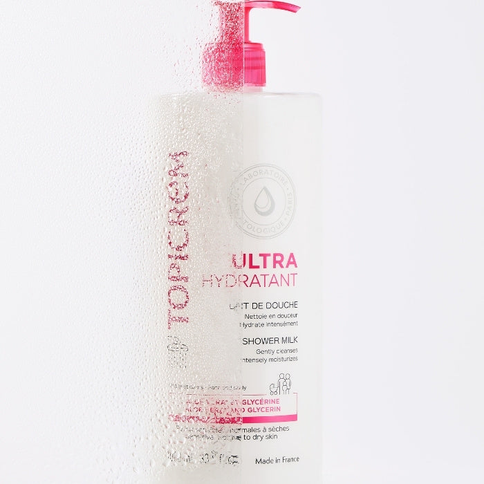 LAIT-DE-DOUCHE-DANS-UNE-DOUCHE