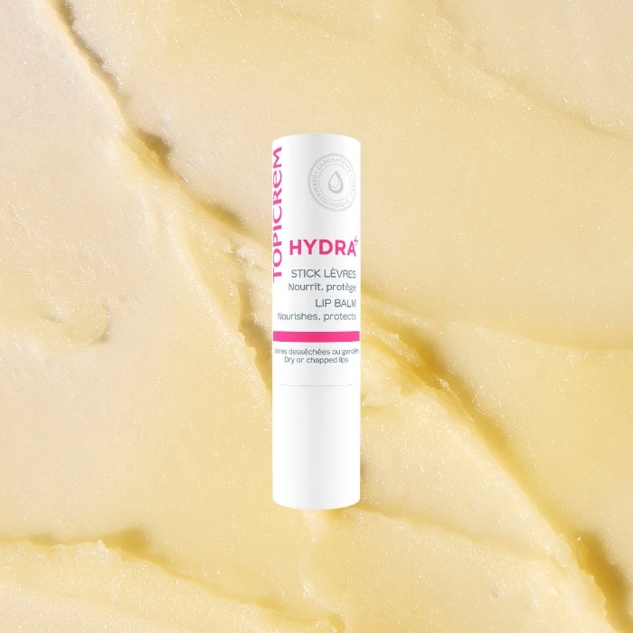 STICK-LEVRES-AVEC-SA-TEXTURE-FONDANTE-EN-FOND